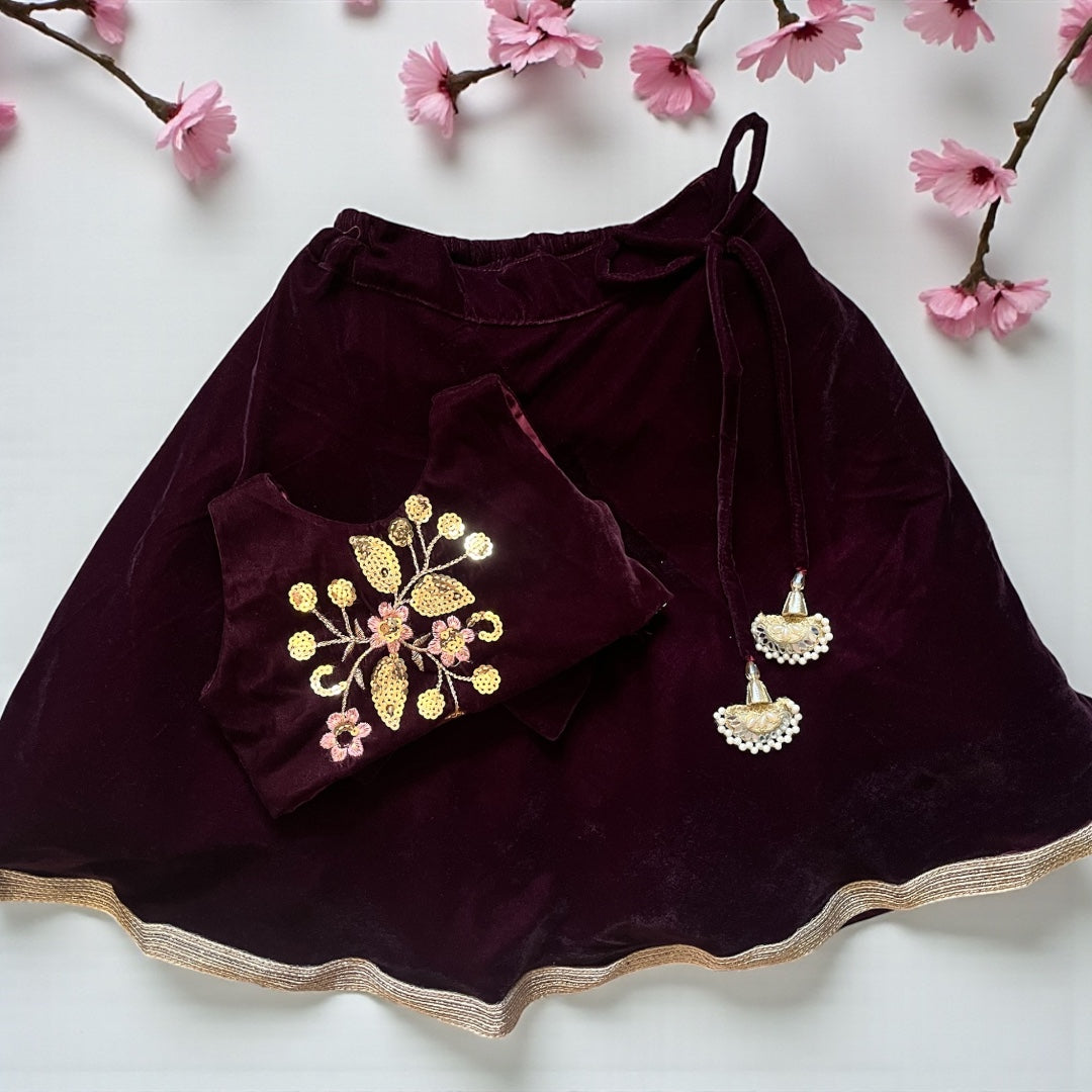 Wine Petals Velvet Set
