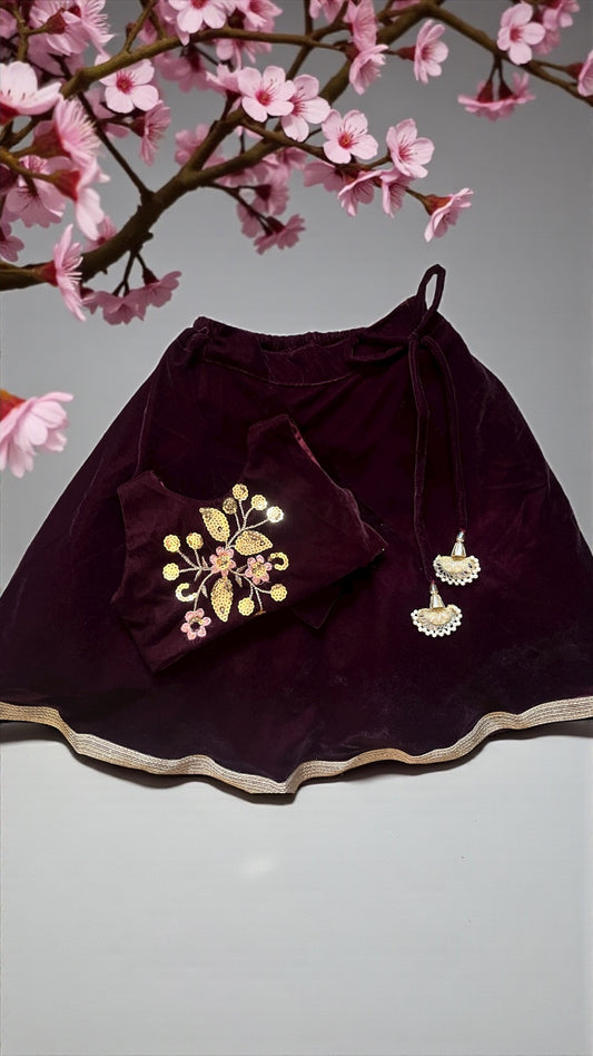 Wine Petals Velvet Set