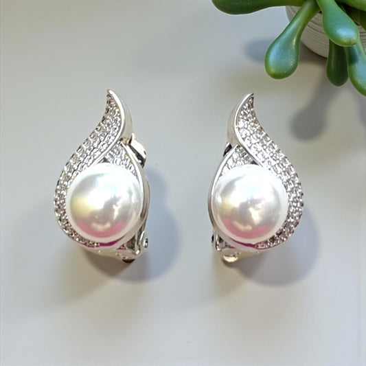 Pearl Studs