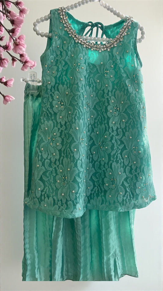 Emerald Lace Blossom